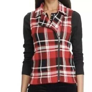 Chaps plaid vest zipup vest M red and black​